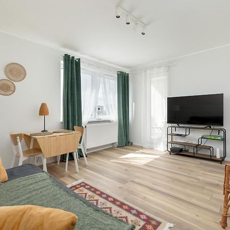 Tysiaclecia Studio Apartament Z Balkonem I Darmowym Parkingiem By Noclegi Renters Katowice Ngoại thất bức ảnh