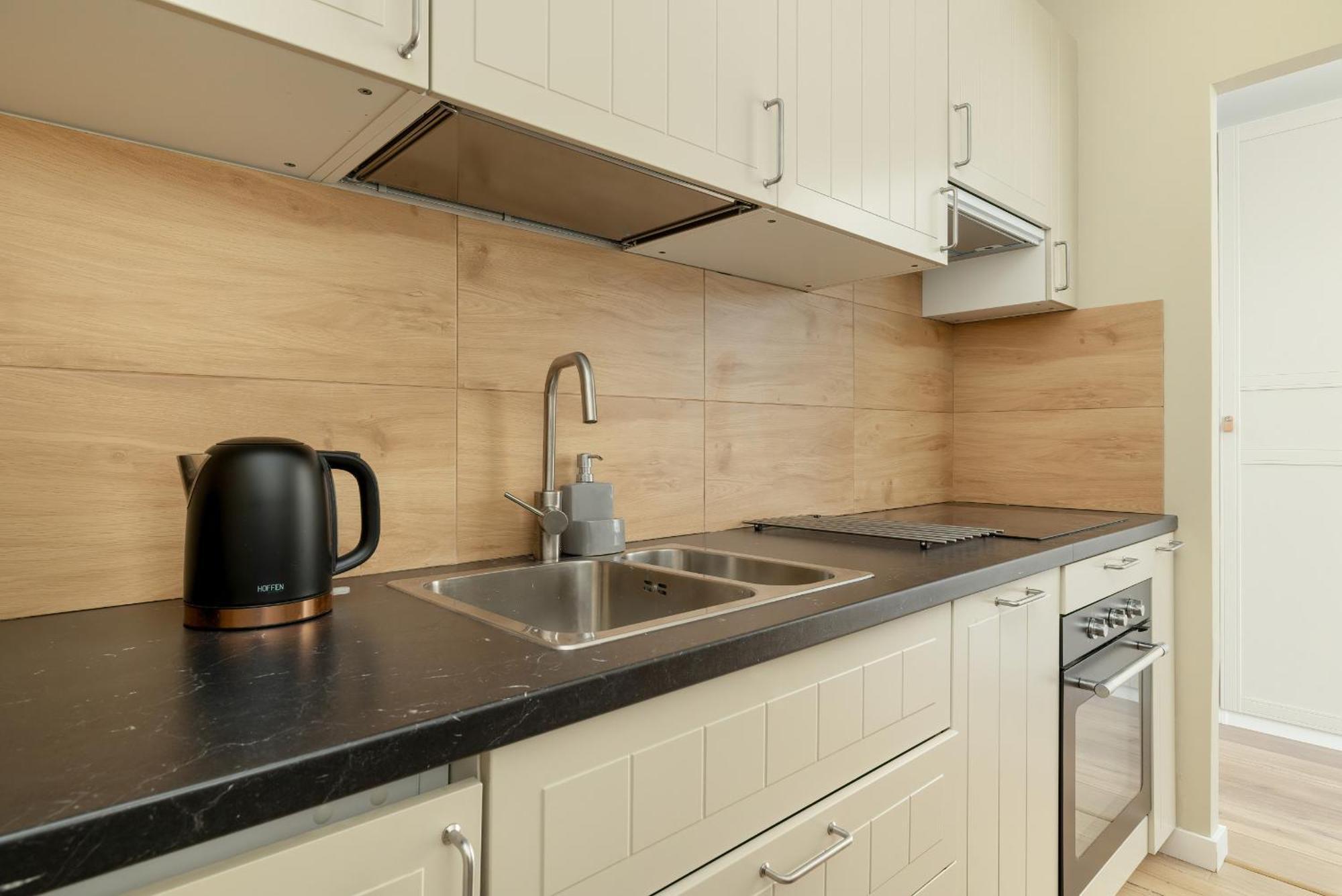 Tysiaclecia Studio Apartament Z Balkonem I Darmowym Parkingiem By Noclegi Renters Katowice Ngoại thất bức ảnh
