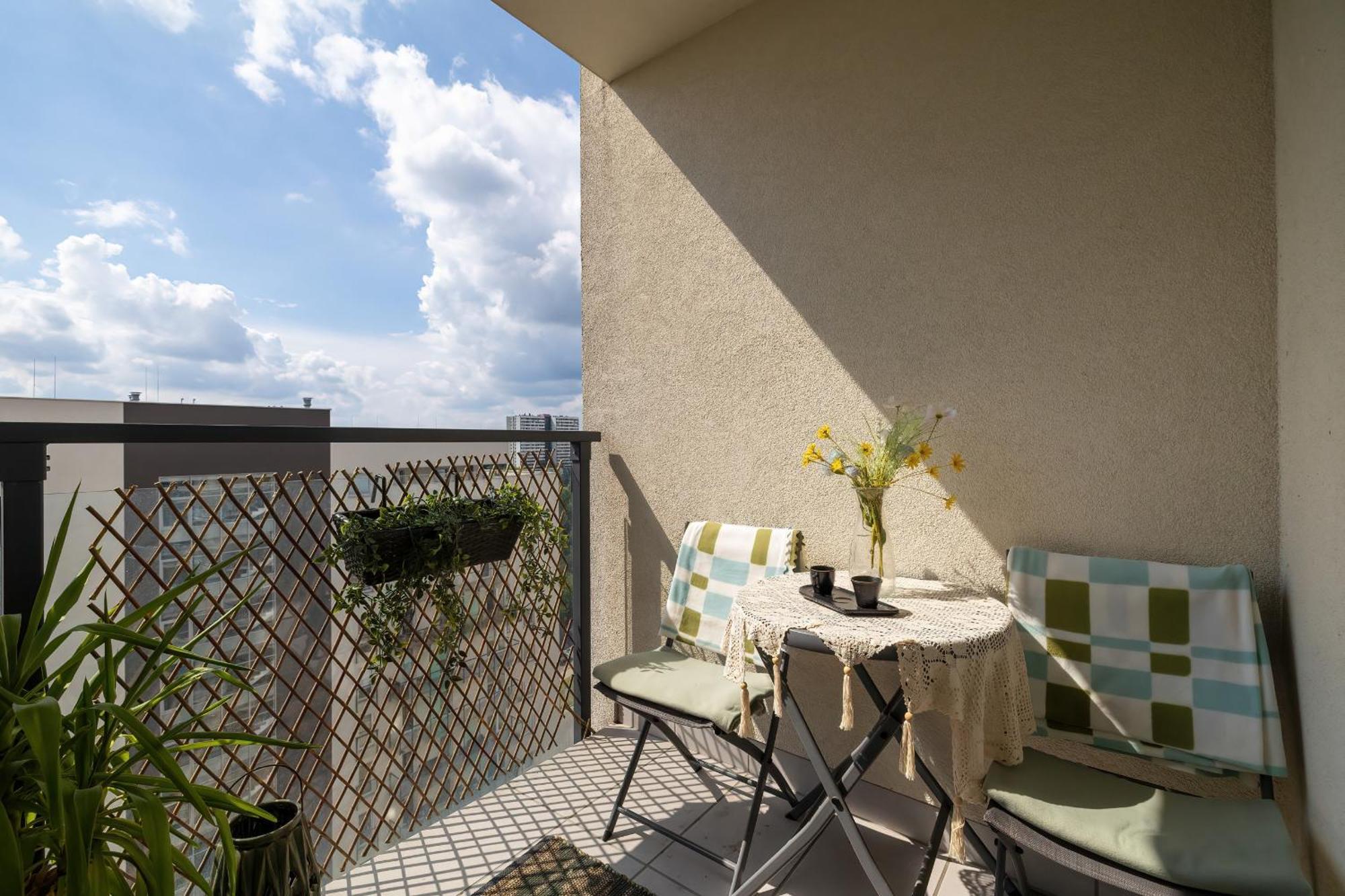 Tysiaclecia Studio Apartament Z Balkonem I Darmowym Parkingiem By Noclegi Renters Katowice Ngoại thất bức ảnh